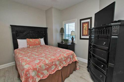 Lighthouse By Youngs Suncoast