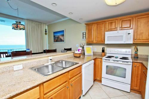 Sanibel By Youngs Suncoast