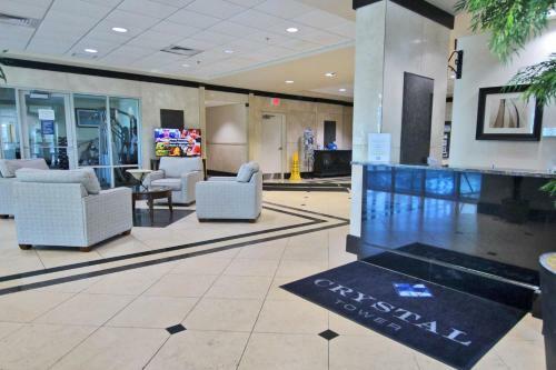 Crystal Tower 1702 By Youngs Suncoast