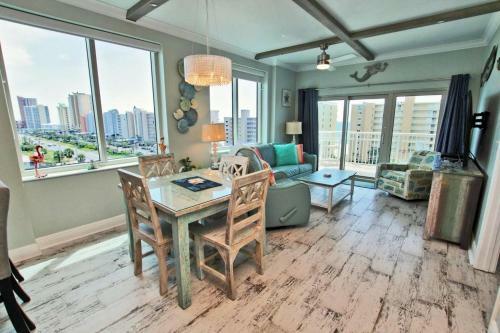 Crystal Tower 601 By Youngs Suncoast