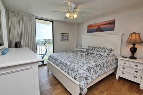 Whaler By Youngs Suncoast