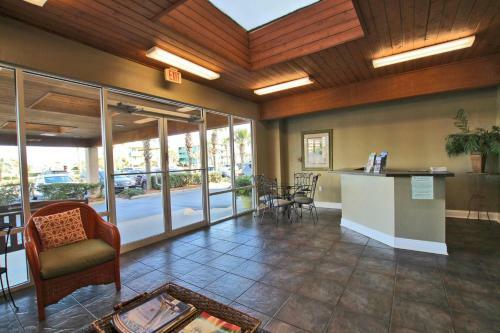 Surfside Shores By Youngs Suncoast