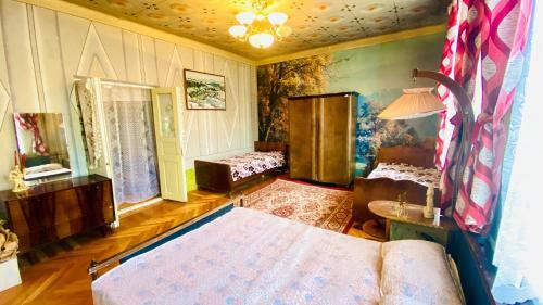 Hostal Tonatsuyts Guest House