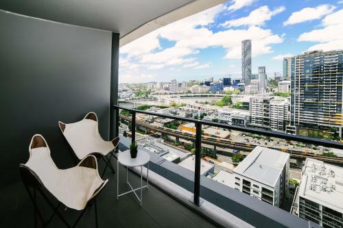 Brisbane One 3 Beds Apartments