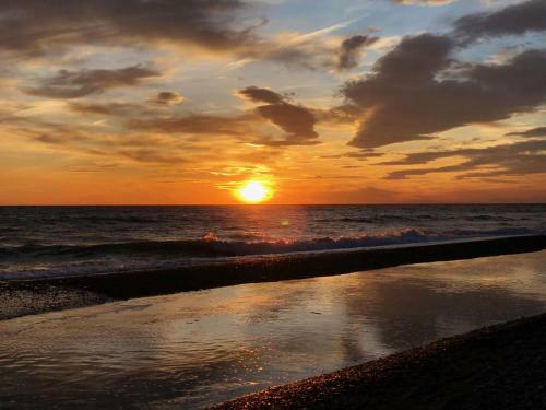 Apartamento �tico Playa Granada Golf + Piscina Con Jacuzzi