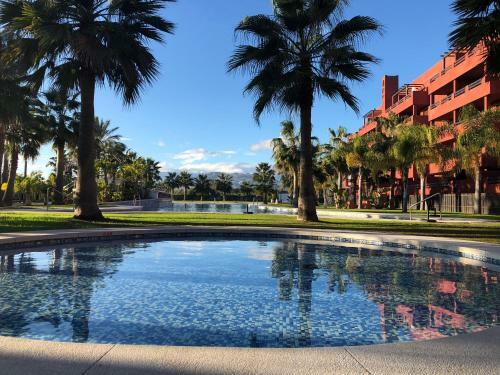 Apartamento �tico Playa Granada Golf + Piscina Con Jacuzzi