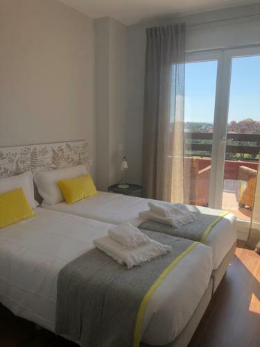 Apartamentos �tico de Lujo Playa Granada, Blue&green