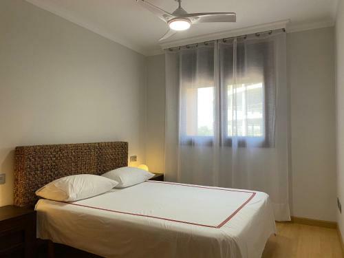 Elegante Apartamento En Playa Granada & Golf