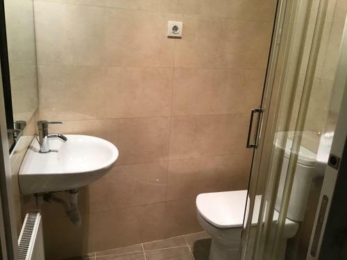 Apartamento Piso Nuevo Y Espacioso En El Centro de Mundaka
