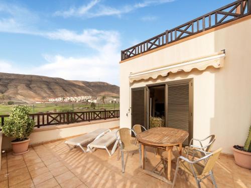 Holiday Home In Jand�a With Private Pool At The Golf Course