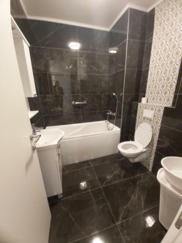 Silver Apartment