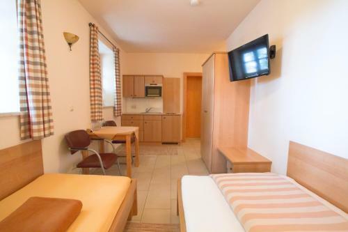 Hostal Bauernhofpension Herzog Zu Laah