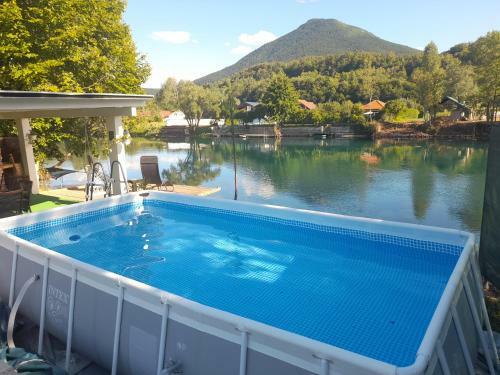 Villa UNA Luxury Home