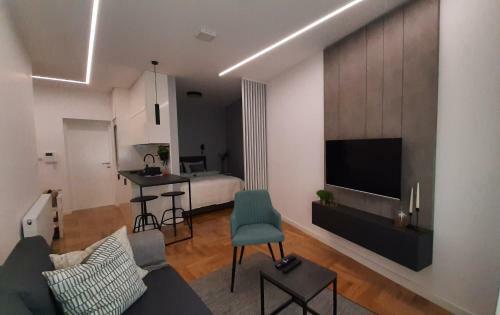 Nina Apartment