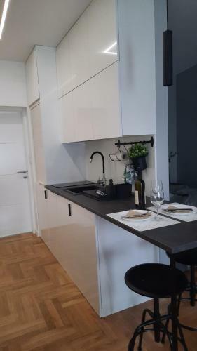 Nina Apartment