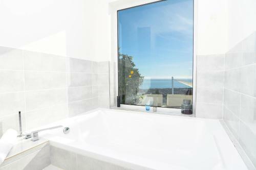 Villa Graham Holiday Rentals - La Palmera
