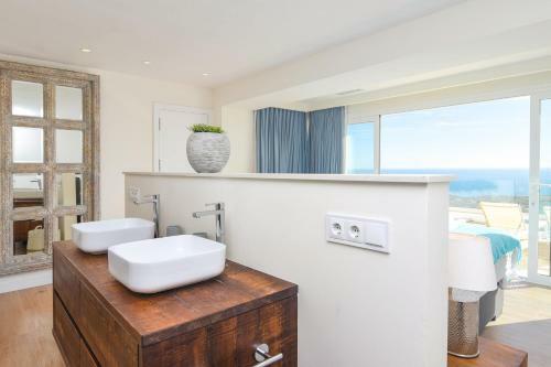 Villa Graham Holiday Rentals - La Palmera