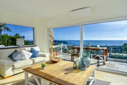 Villa Graham Holiday Rentals - La Palmera
