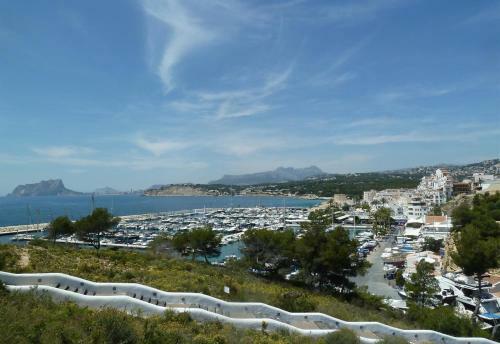 2 Bed Apartment In Central Moraira