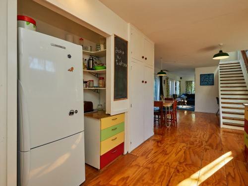 Backstreet Bach - Kaikoura Holiday Home