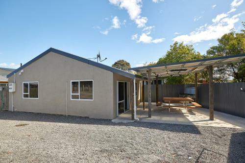 Nan's Bach - Kaikoura Holiday Home