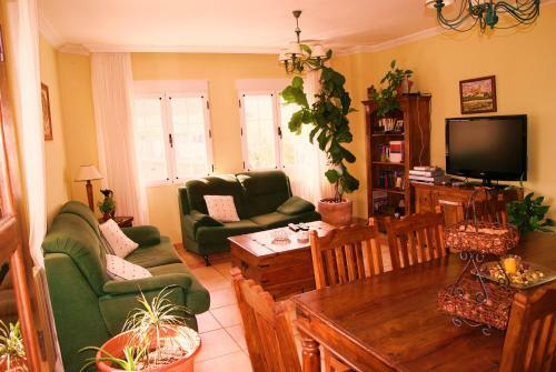 Casa Rural El Sauce. A 2,5 Km de Cuenca Capital