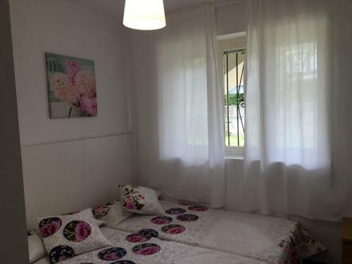 Casa Con Jard�n