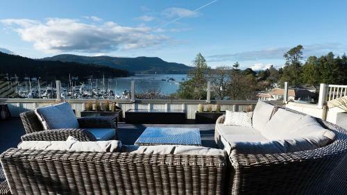 Bliss By The Bay W/ Amazing Rooftop Patio