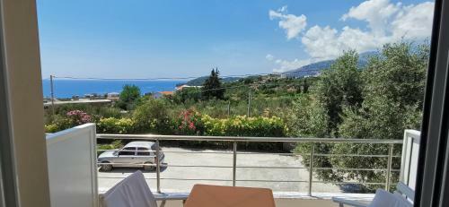 Apollon's Apartments
