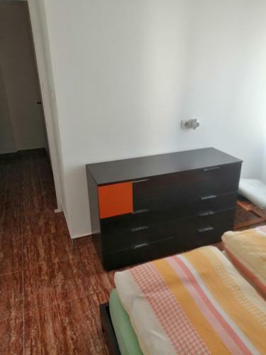 Apartamento Sch�ne Wohnung Mit Wifi Und Parkplatz Auf Der Stra�e