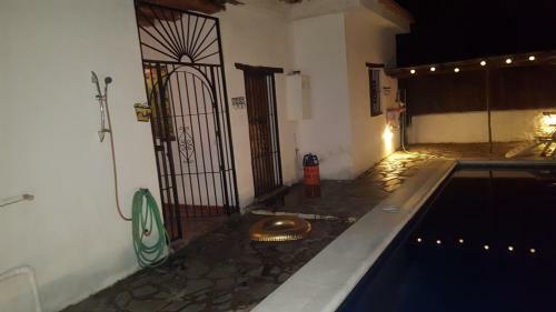 Hostal Gateway To The Alpujarras, 'cortijo Derry'
