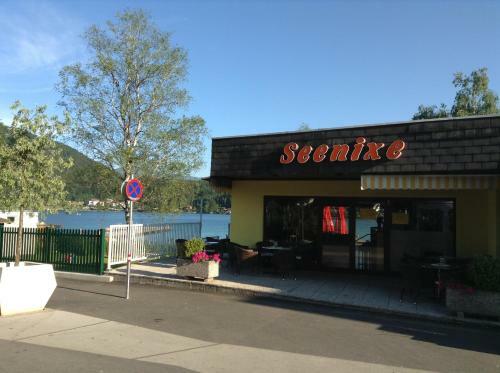Bed & Breakfast G�stehaus Peteln-jerney