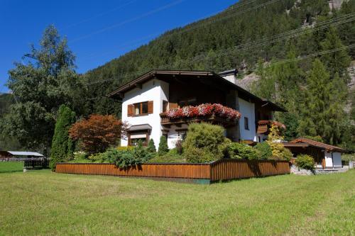 Hostal Landhaus Zauser