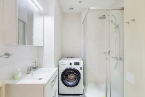 Tomorrowland Antwerp Apartment Incl Daily Transport