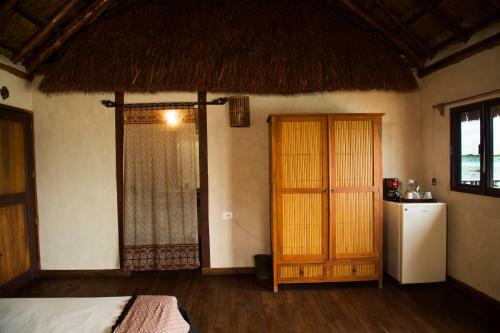 Apartamento Lagoon Front Hut: Daily Cleaning, Bikes & Kayaks!