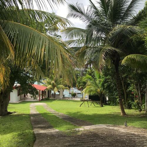 Casa Jardin Laguna