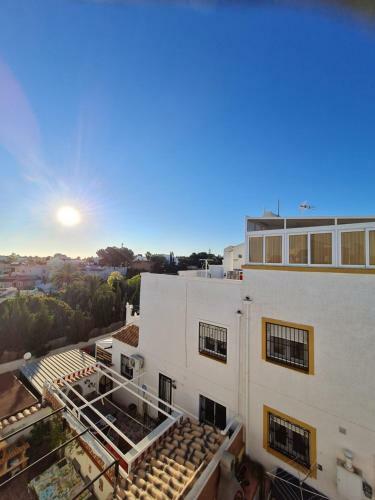Villa With Private Pool And Rooftop Bar With Bbq