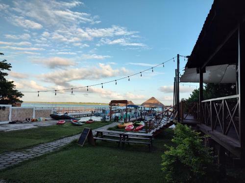 Papitos Bacalar Hotel And Marina