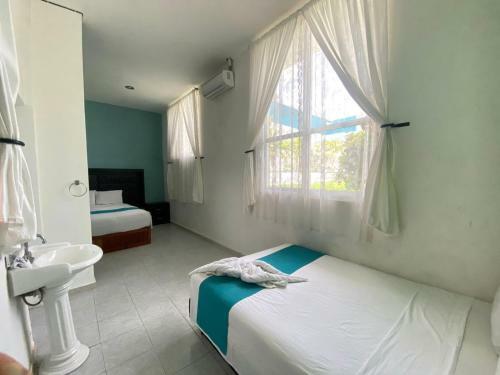 Hotel Awazul Bacalar
