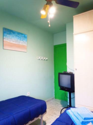 Chalet En Urbanizaci�n Privada Con Piscina