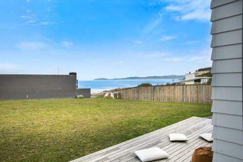 Karitane Beach Retreat - Karitane Holiday Home