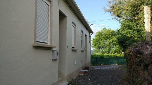 Apartamento Acogedora Casa Al Lado de Padr�n Vut-co-02999