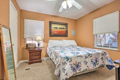 Welcoming Mobile Getaway About 11 Mi To Marinas!