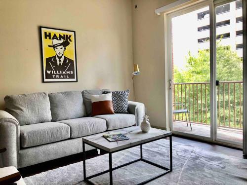 Apartamento Dwella At 79 Commerce Street