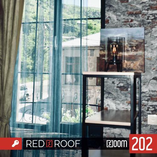 Hostal Redroof Country House Hotel