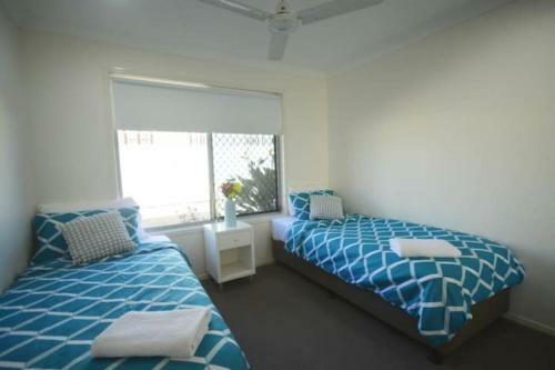 Villa Home Away From Home - Modern Luxury In Central Bundaberg