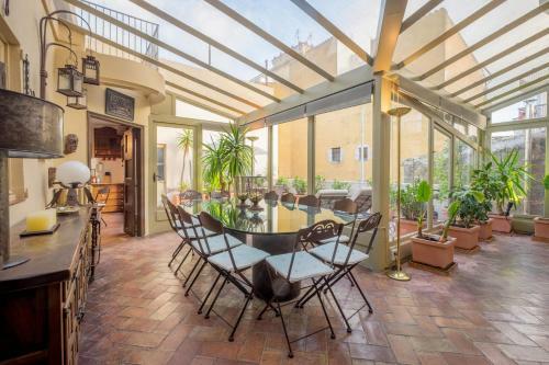 Can Felip Apartments