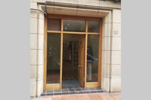 Apartamento Nuevo-casco Hist�rico-parking Gratuito.