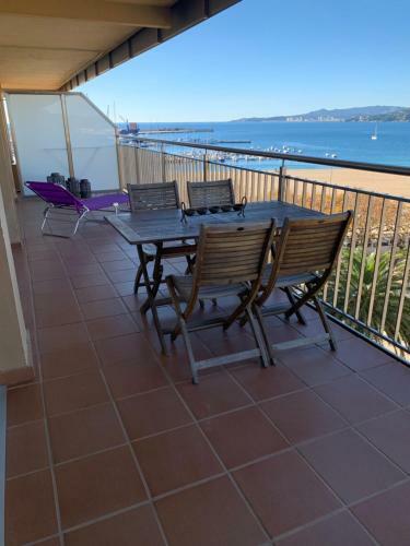 Apartamento Primera Linea De Mar
