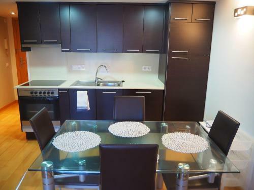 Apartamento Moderno Con Parking En Palam�s